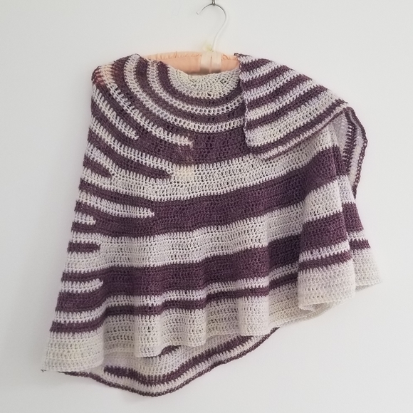 One-sided wrap with stripe effect. - Picture 4 of 7